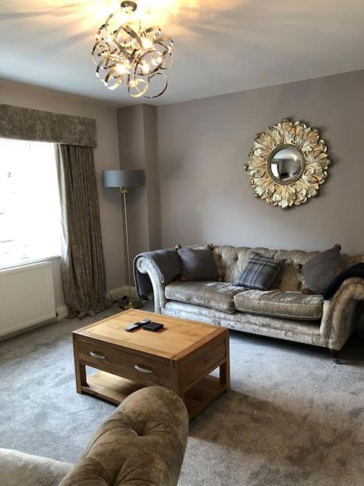 ברודוויי Stunning Apartment In The Heart Of Broadway מראה חיצוני תמונה